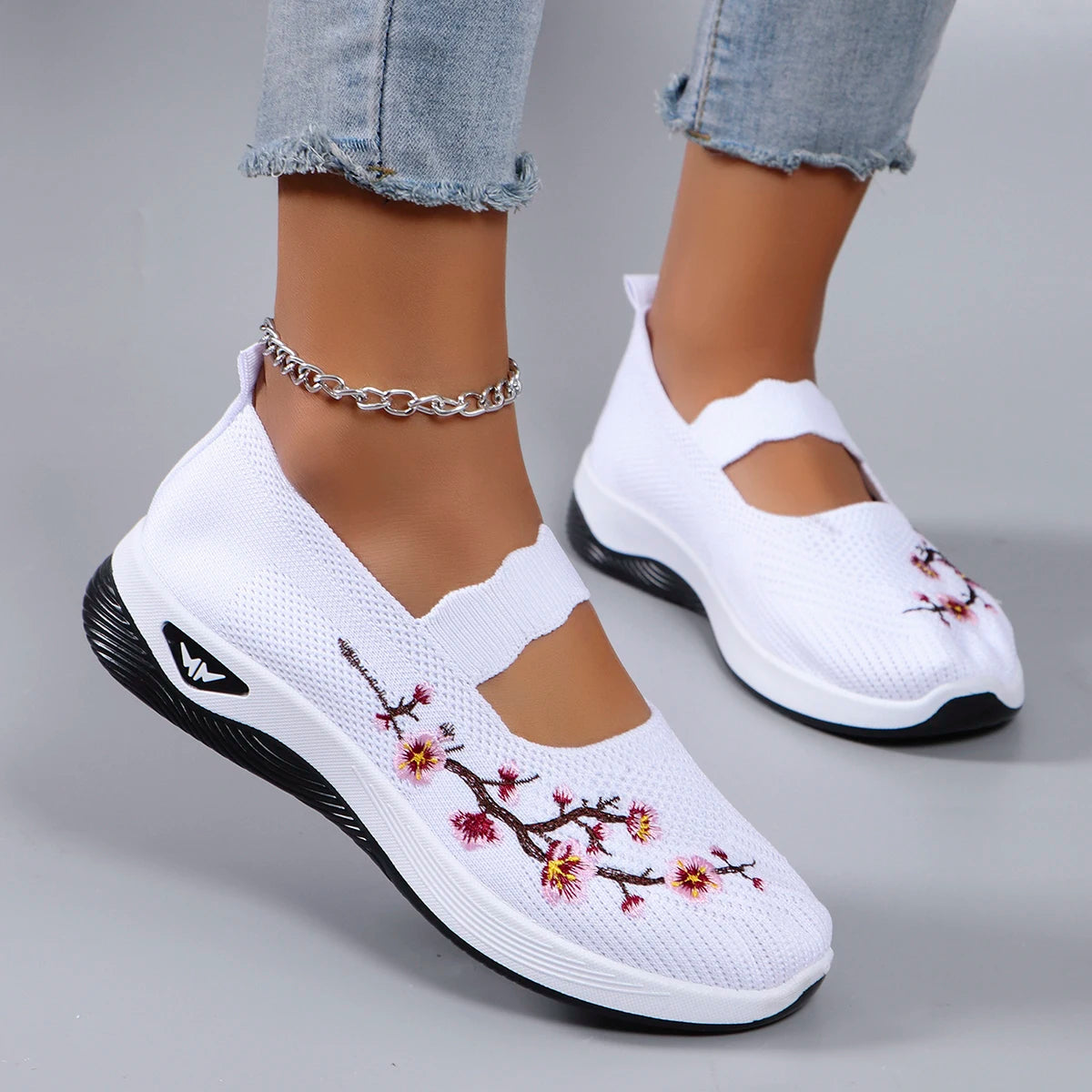 Women's summer breathable mesh flat shoes